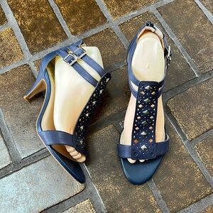 Vince Camuto Matlynn Navy Blue Leather Studded T-Strap Midi Heel